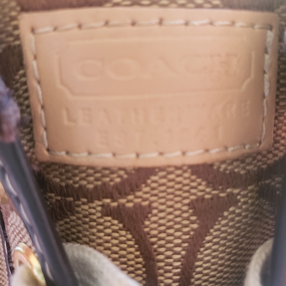 Coach signature tennis shoes - Picture 11 of 12